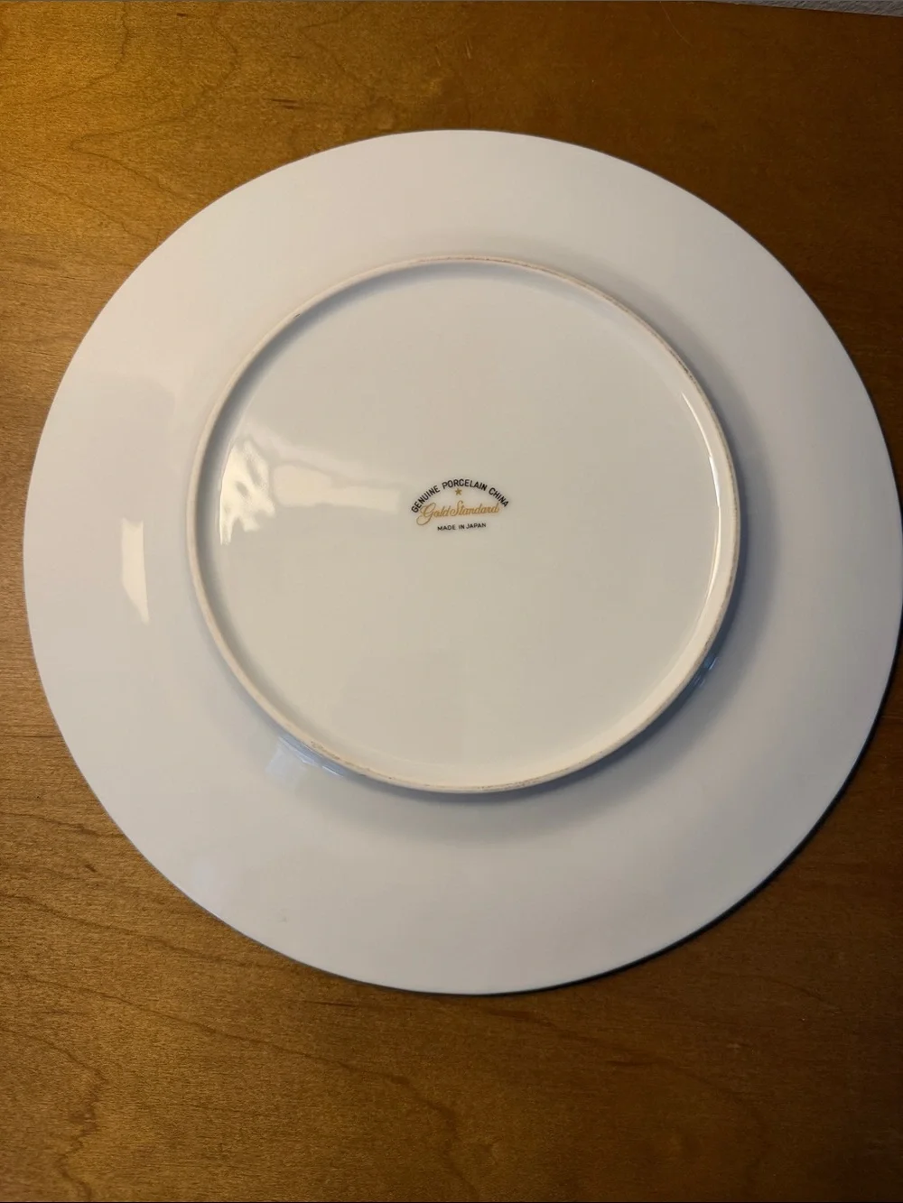 Vintage Gold Standard GST1 Scalloped Dinner Plate